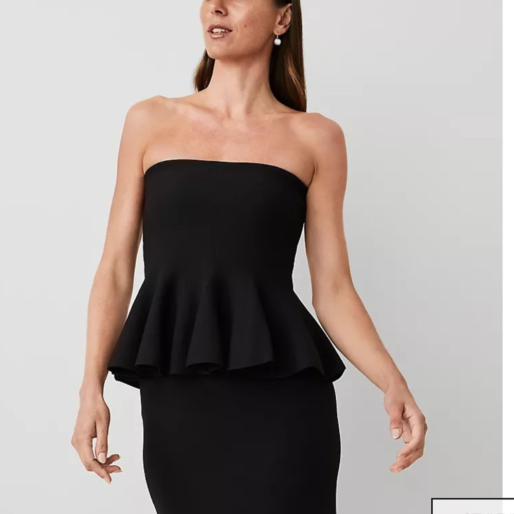 Niceee Ann Taylor Black Strapless Peplum Top